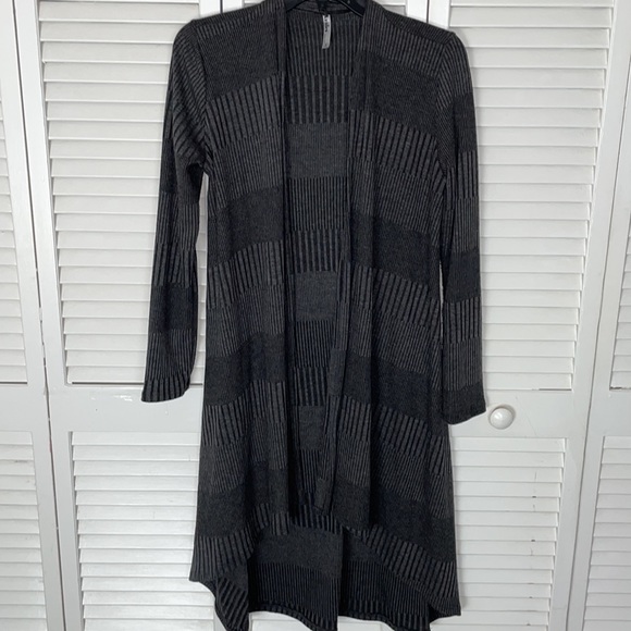 Azules Cardigan - Picture 10 of 14